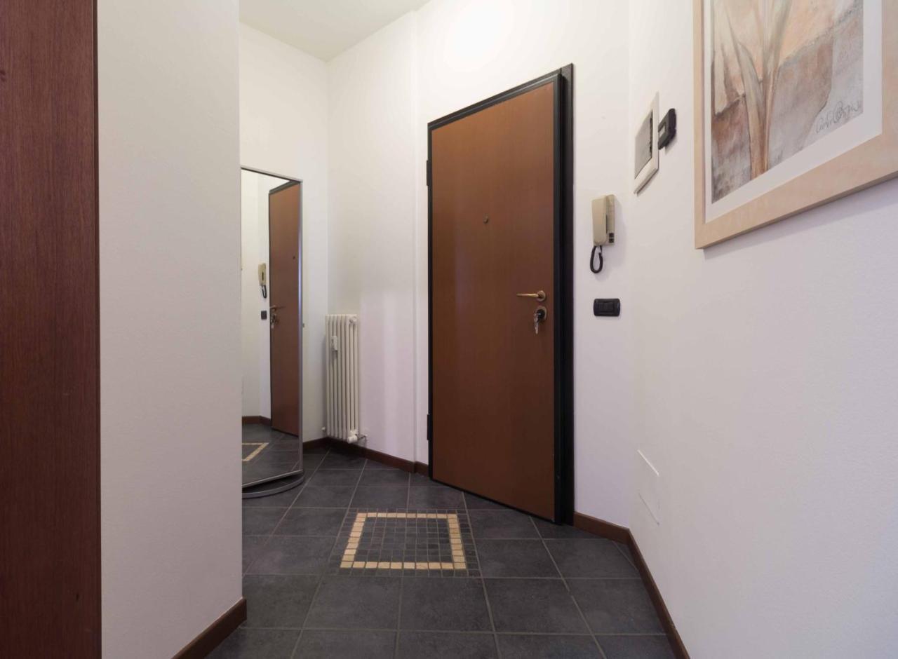 Galleria Roma Apartment - Affitti Brevi Italia Lecco Bagian luar foto